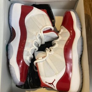 SOLD!!!Air Jordan Retro 11 “Cherry”